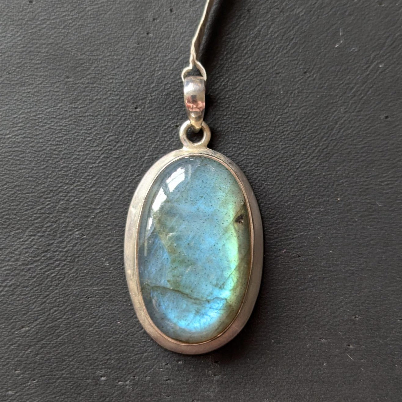 Silver Labradorite Pendant