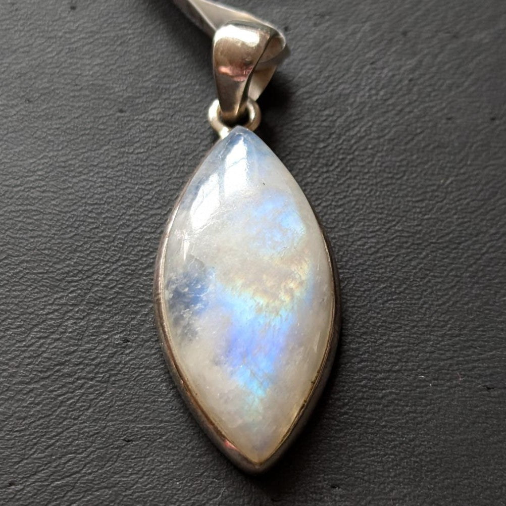 Silver Moonstone Pendant